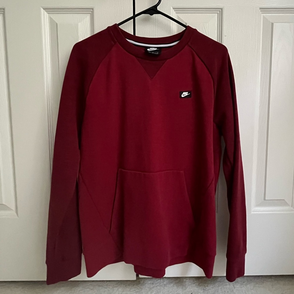 AUTHENTIC Nike Sweater w/ Pockets